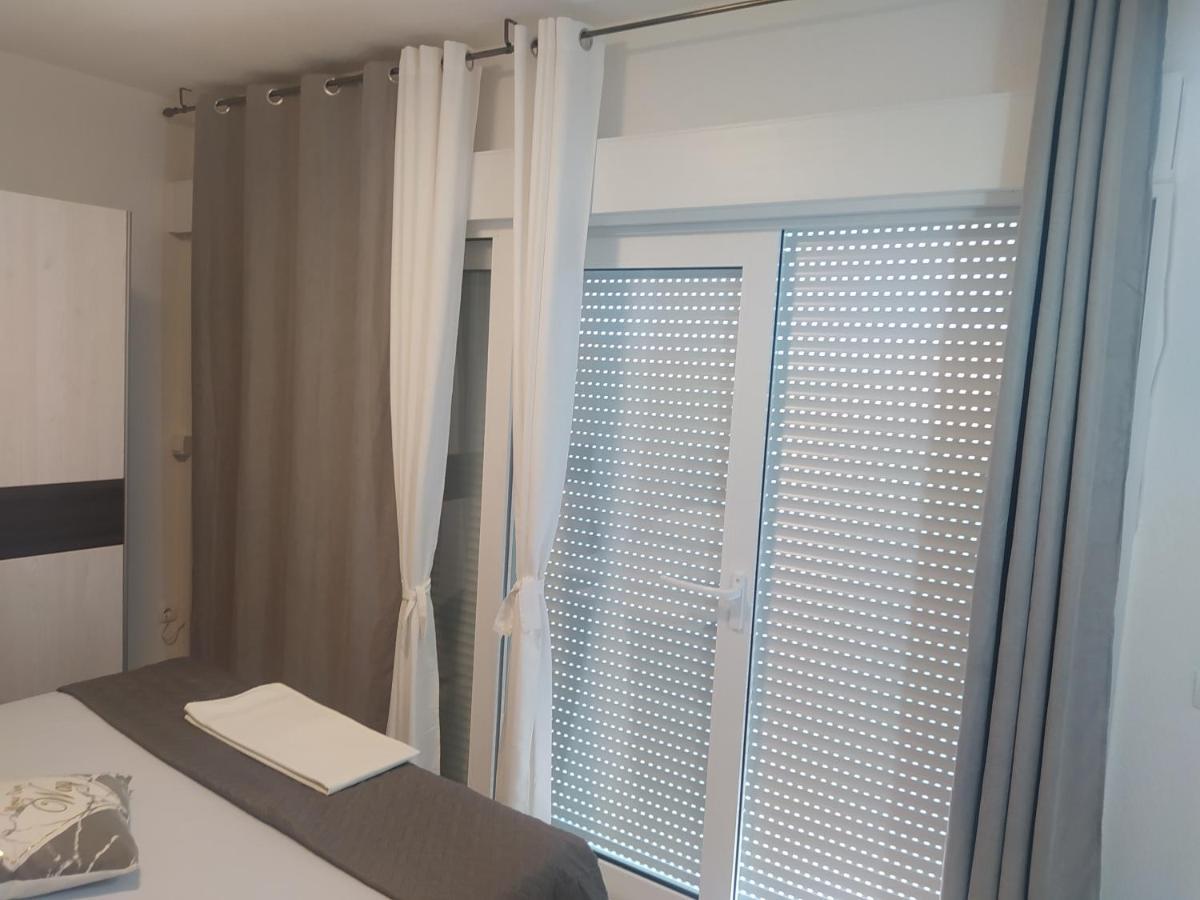 Apartmani Trubi 3 Vodice Exterior foto